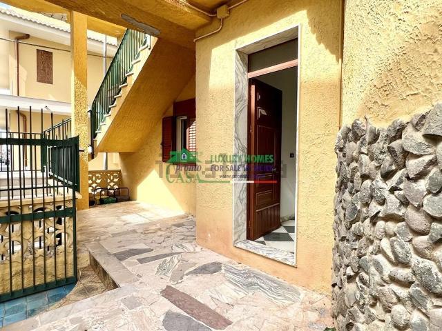 Appartamento in vendita di 180 m² in Via Conte Rosso