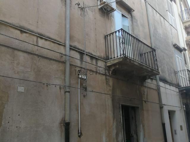 Appartamento in vendita di 180 m² in Via Cordova