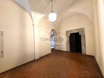 Appartamento in vendita di 180 m² in Via Cavour