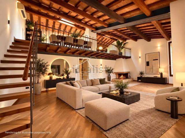 Appartamento in vendita di 180 m² in Via Camillo Benso Cavour, 57