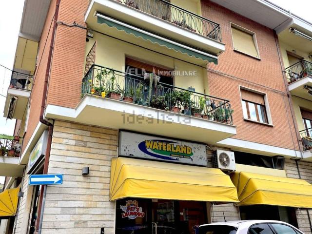 Appartamento in vendita di 180 m² in Via Camillo Golgi