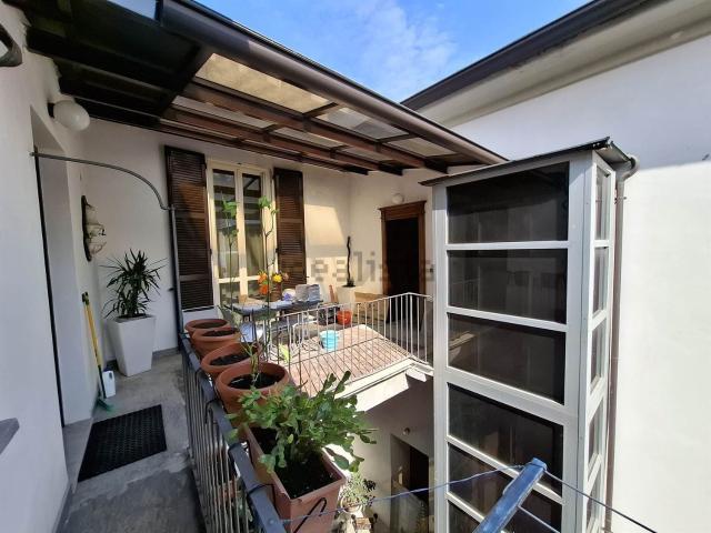 Appartamento in vendita di 180 m² in Via Campagna