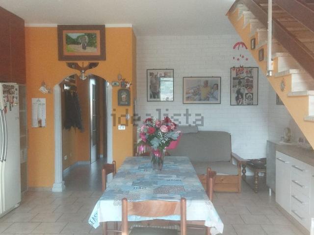 Appartamento in vendita di 180 m² in Via Cappelletta, 10