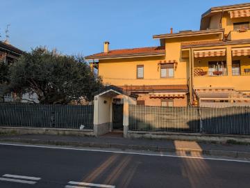 Appartamento in vendita di 180 m² in Via Cascina Muschiona, 39