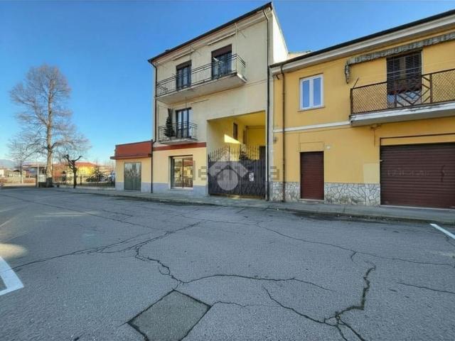 Appartamento in vendita di 180 m² in Via Cesare Battisti, 14