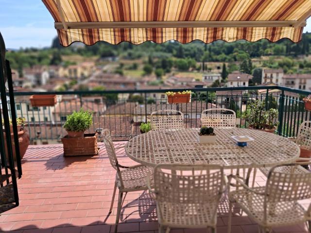 Appartamento in vendita di 180 m² in Via Chiantigiana, 311