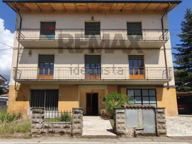 Appartamento in vendita di 180 m² in Via Cicogna, 98