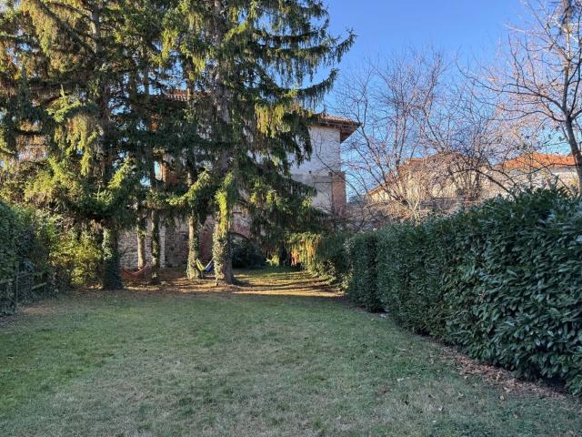 Appartamento in vendita di 180 m² in Via Circonvallazione, 44