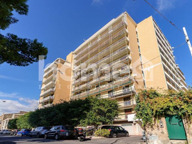 Appartamento in vendita di 180 m² in Via Antonio Baldissera, 35
