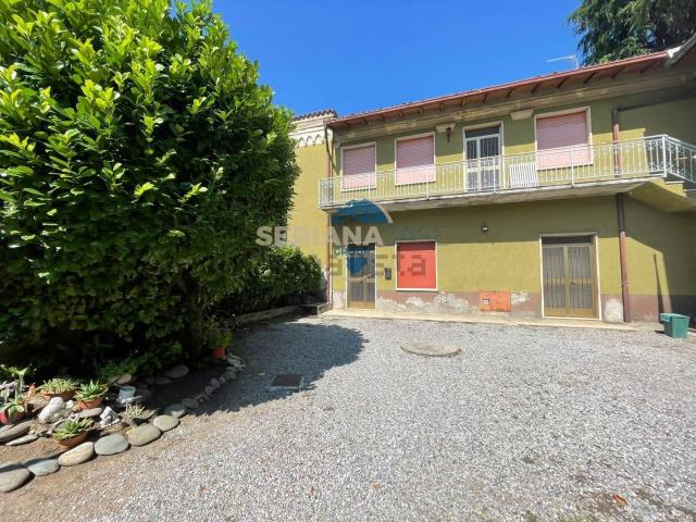 Appartamento in vendita di 180 m² in Via Antonio Locatelli, 57