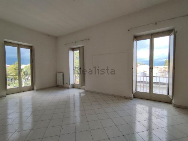 Appartamento in vendita di 180 m² in Via Anfiteatro Marmoreo, 7
