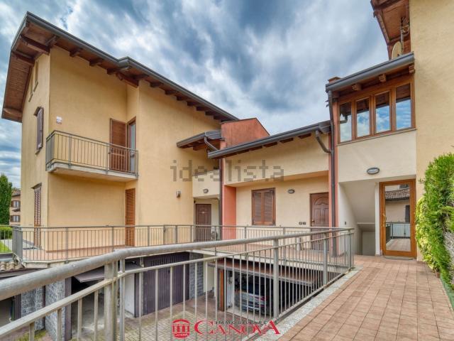 Appartamento in vendita di 180 m² in Via Alda Merini, 190
