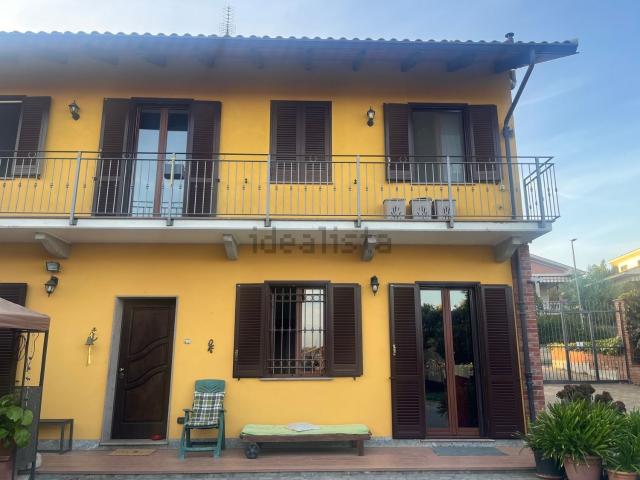 Appartamento in vendita di 180 m² in Via Alpignano, 13