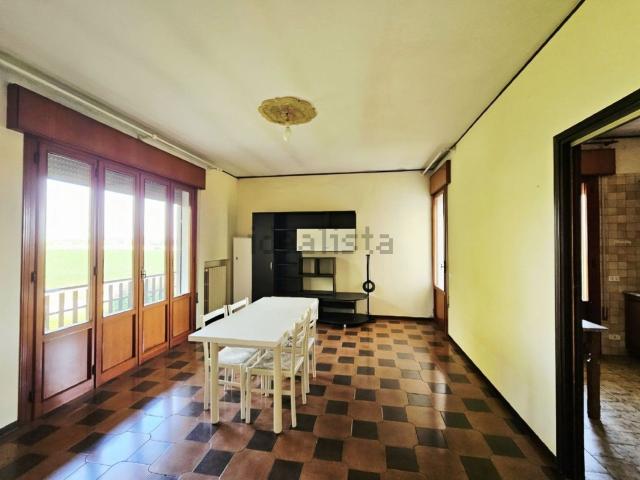 Appartamento in vendita di 180 m² in Via Arzerini