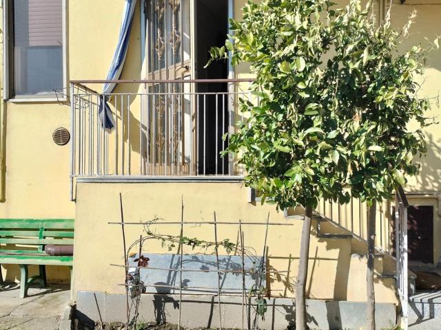 Appartamento in vendita di 180 m² in Via B. A. Porro, 17