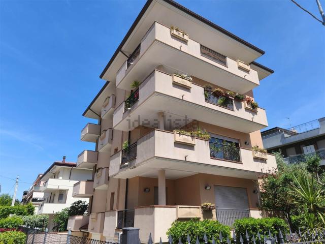 Appartamento in vendita di 180 m² in Via Belgrado, 5