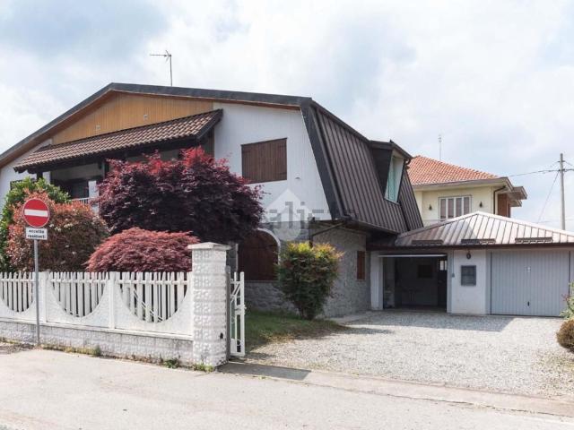 Appartamento in vendita di 180 m² in Via Gavazza, 31