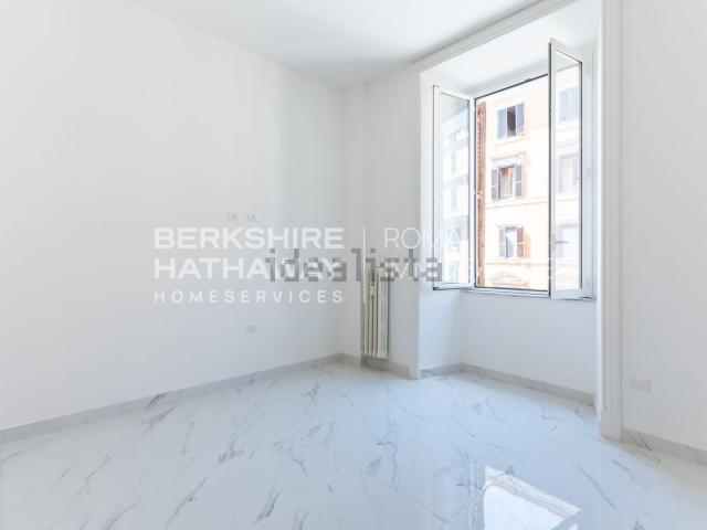 Appartamento in vendita di 180 m² in Via degli Scipioni