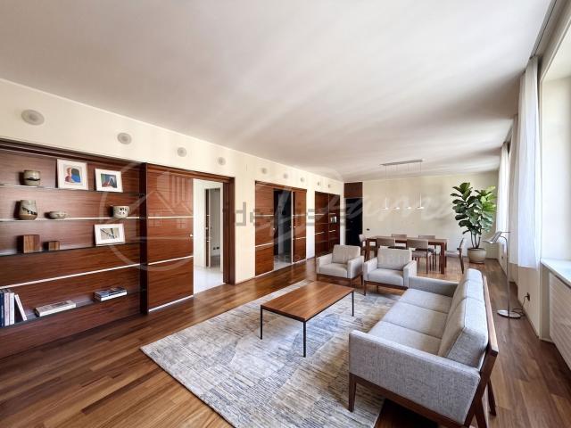 Appartamento in vendita di 180 m² in Via Giuseppe Verdi, 20