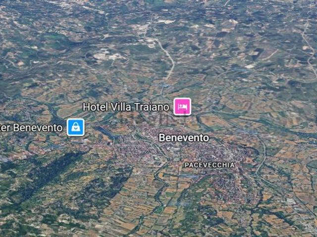 Appartamento in vendita di 180 m² in Via Giovan Battista Perasso