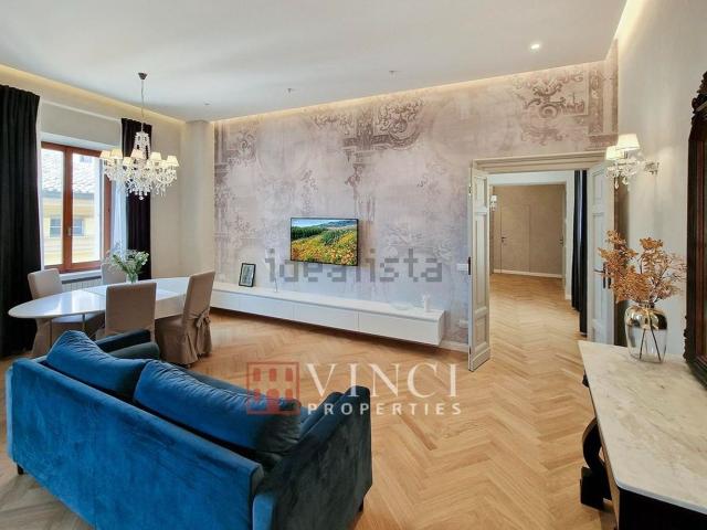 Appartamento in vendita di 180 m² in Via Don Giovanni Minzoni, 1
