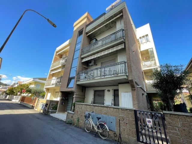 Appartamento in vendita di 180 m² in Via dei Mille, 25