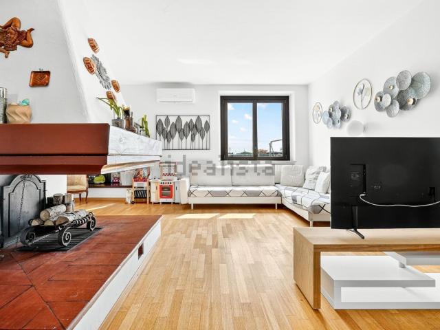 Appartamento in vendita di 180 m² in Via del Chisso, 4