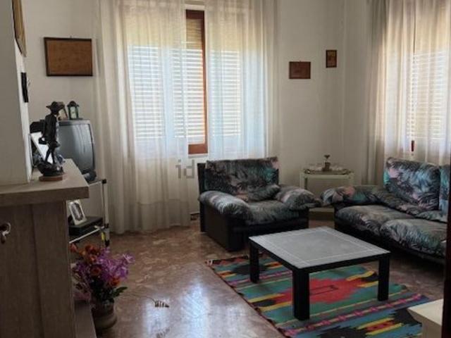 Appartamento in vendita di 180 m² in Via della Libertà, 13