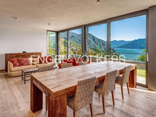 Appartamento in vendita di 180 m² in Via delle Brughiere