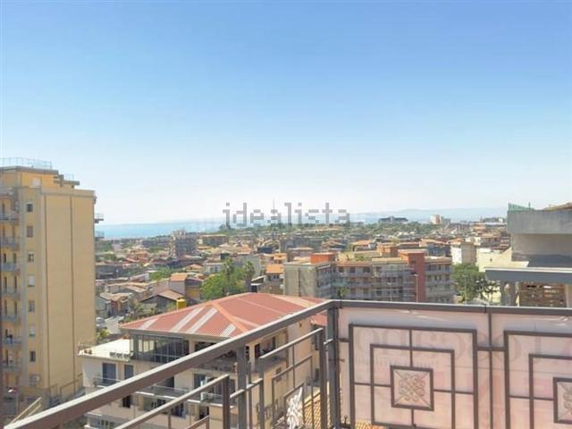 Appartamento in vendita di 180 m² in Via Due Obelischi