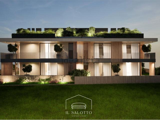 Appartamento in vendita di 180 m² in Via Fante d&apos Italia