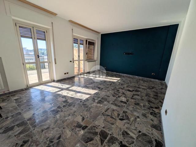 Appartamento in vendita di 180 m² in Via Filippo Corridoni, 46