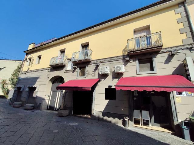 Appartamento in vendita di 180 m² in Via Filippo Iovara, 67