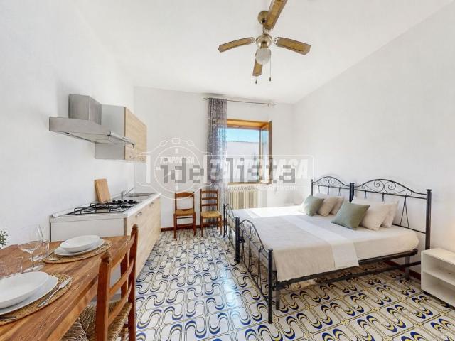 Appartamento in vendita di 180 m² in Via Fratelli Bandiera, 10