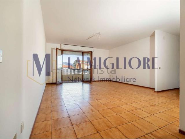 Appartamento in vendita di 180 m² in Via Oste