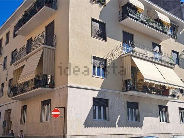 Appartamento in vendita di 180 m² in Via Montebello, 17