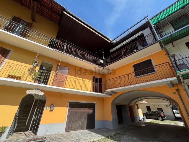 Appartamento in vendita di 180 m² in Via Montecastello, 24