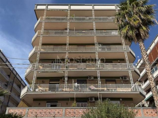 Appartamento in vendita di 180 m² in Via Monti Iblei