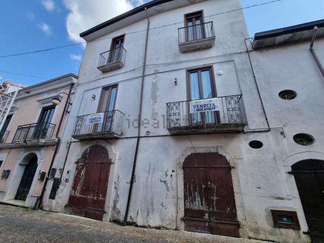 Appartamento in vendita di 180 m² in Via Malta, 30