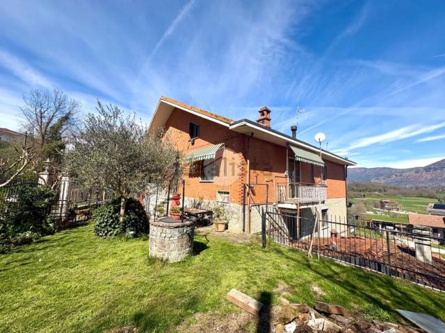 Appartamento in vendita di 180 m² in Via Mario Greco, 34