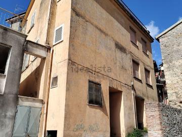 Appartamento in vendita di 180 m² in Via Mura Ciclopee