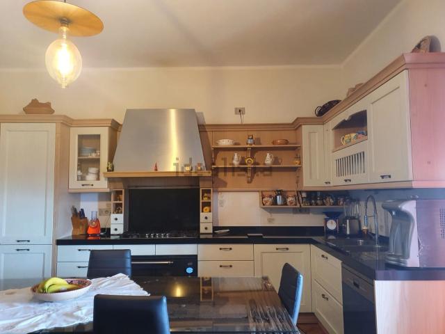 Appartamento in vendita di 180 m² in Via Savona