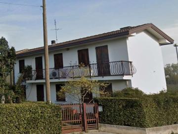 Appartamento in vendita di 180 m² in Via Sabbioni