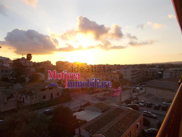 Appartamento in vendita di 180 m² in Via San Giuliano, 89