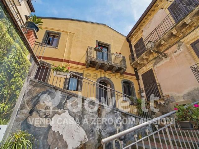 Appartamento in vendita di 180 m² in Via San Pietro, 21