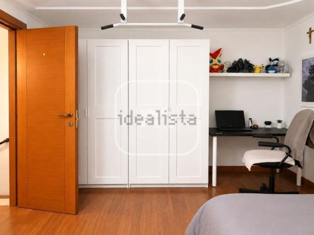 Appartamento in vendita di 180 m² in Via Sannicandro di Bari, 29