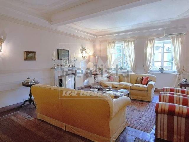Appartamento in vendita di 180 m² in Via dell&apos Anfiteatro, 14
