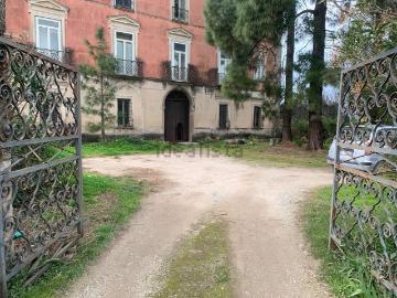 Appartamento in vendita di 180 m² in Via Seliano, 11