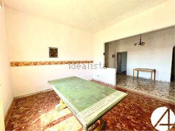Appartamento in vendita di 180 m² in Via Padre Giovanni Antonelli, 157