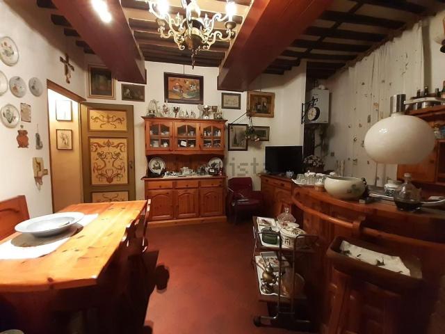 Appartamento in vendita di 180 m² in Via Pesciatina
